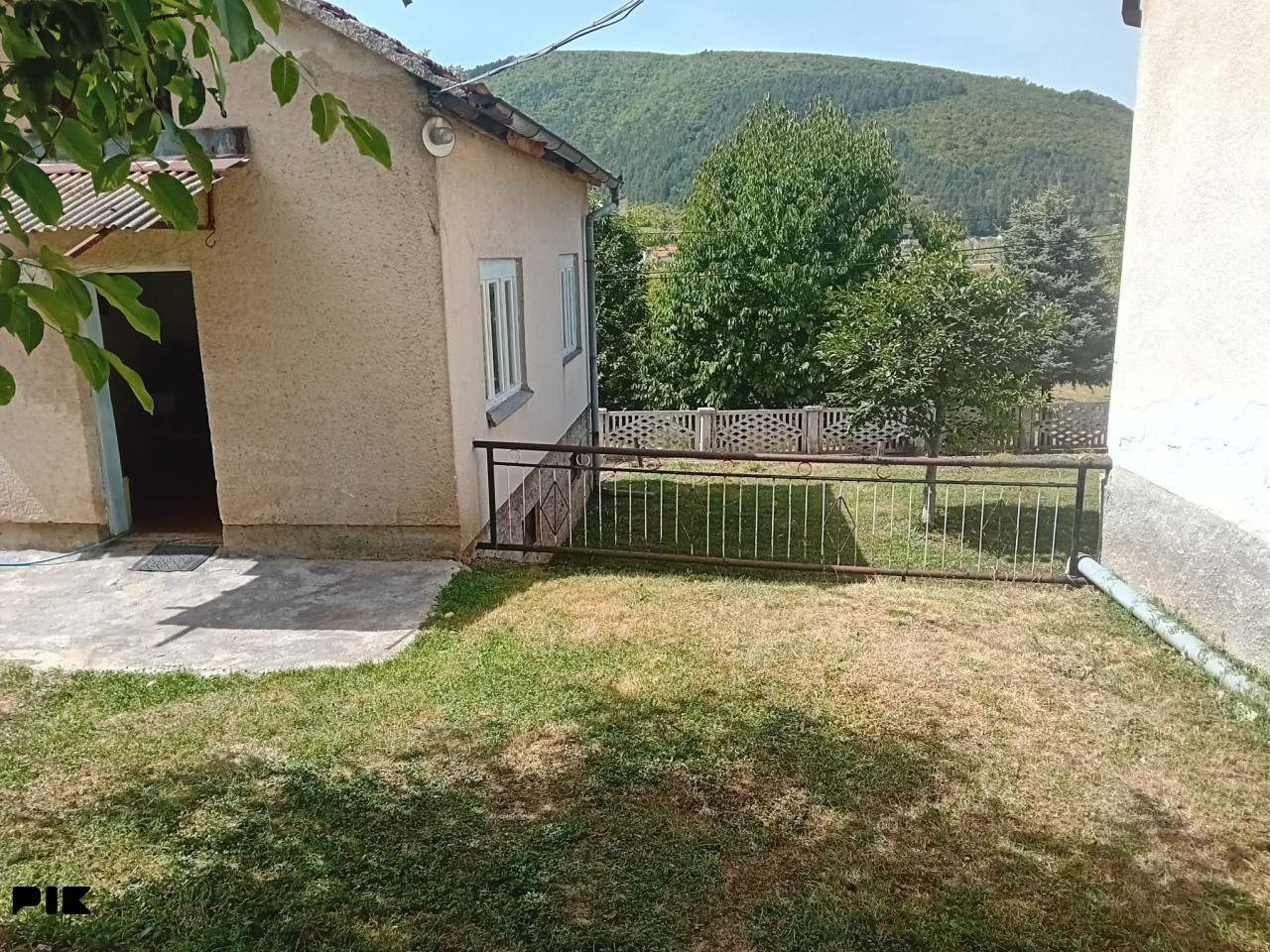 Kuća u Staroj Biloj 9