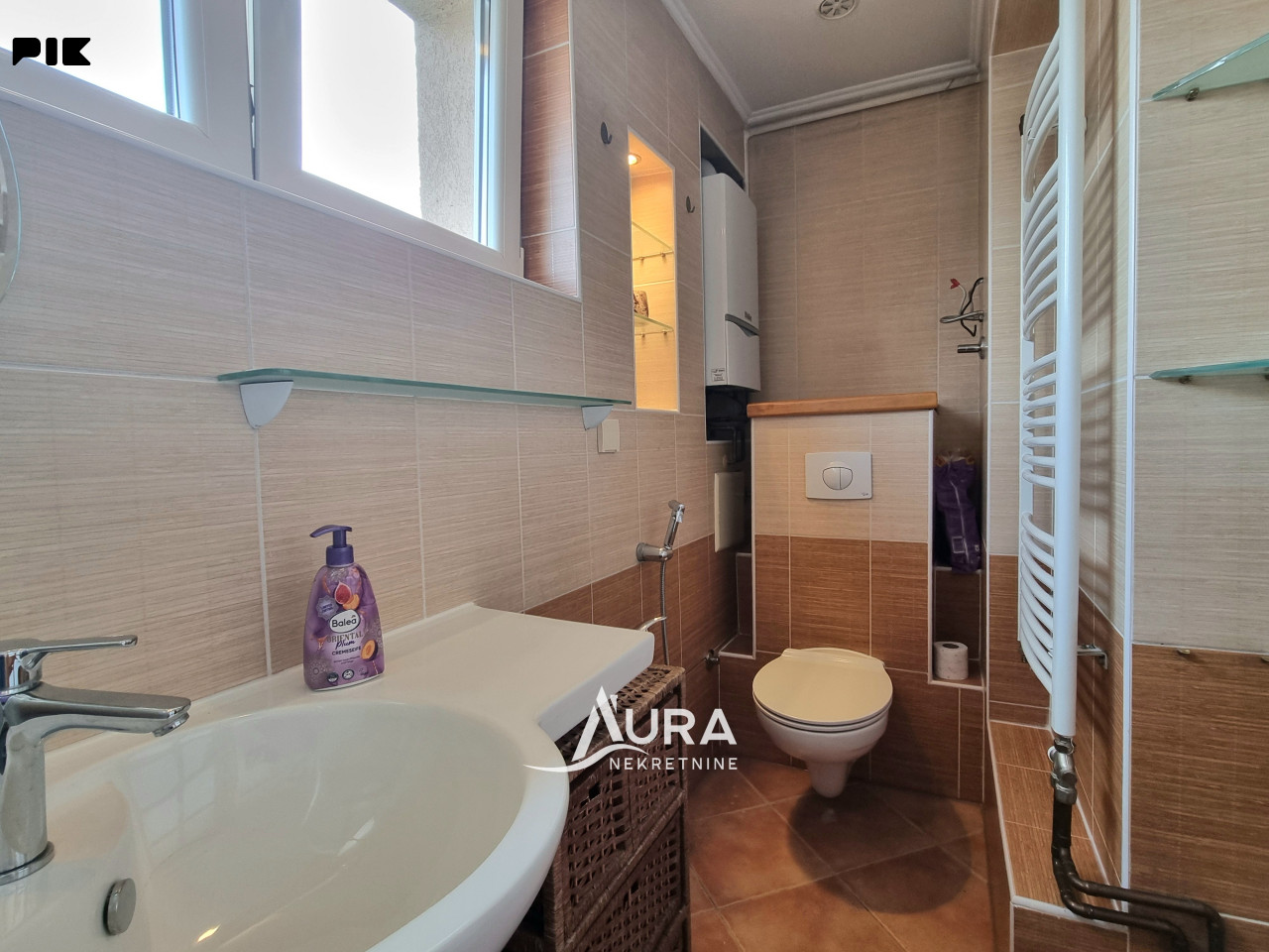 AURA/ Namješten stan / Mejtaš, Centar 14