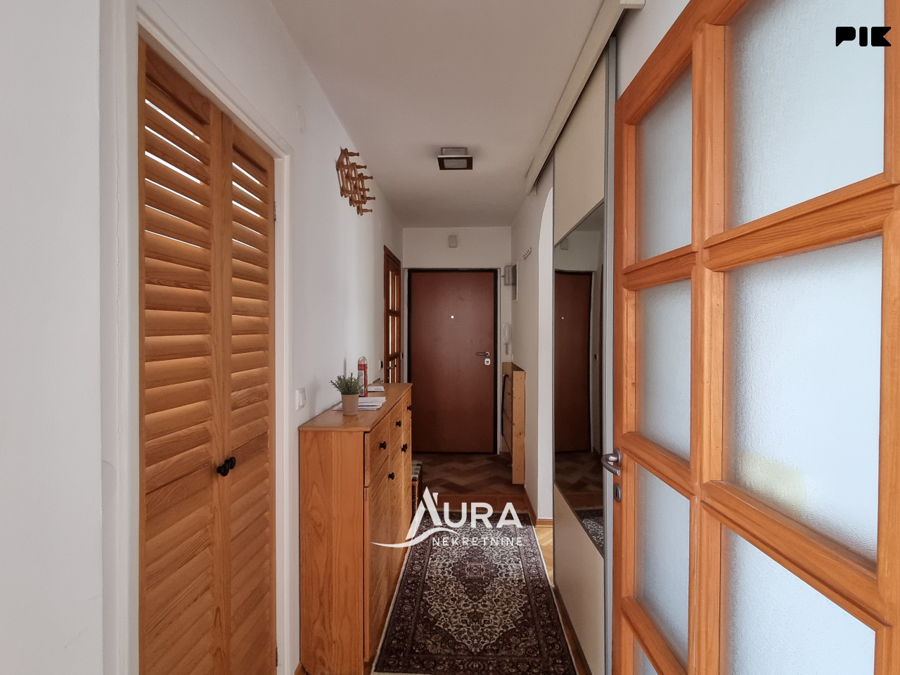 AURA/ Namješten stan / Mejtaš, Centar 22