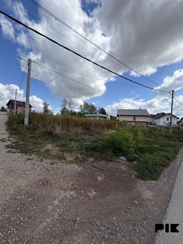 plac 1865m2 - naselje Kuljani 2