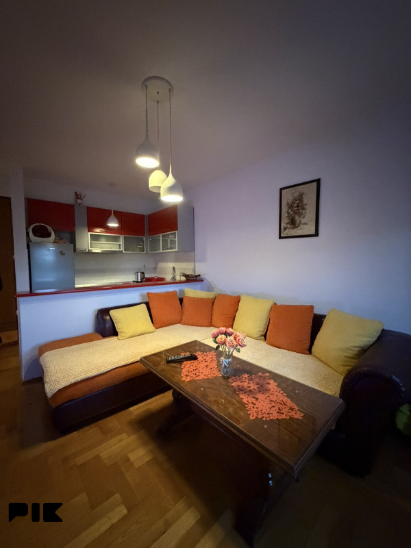Garsonjera 35m2 - naselje Rosulje