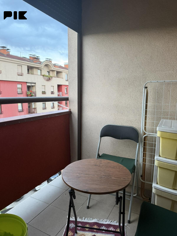 Garsonjera 35m2 - naselje Rosulje 8