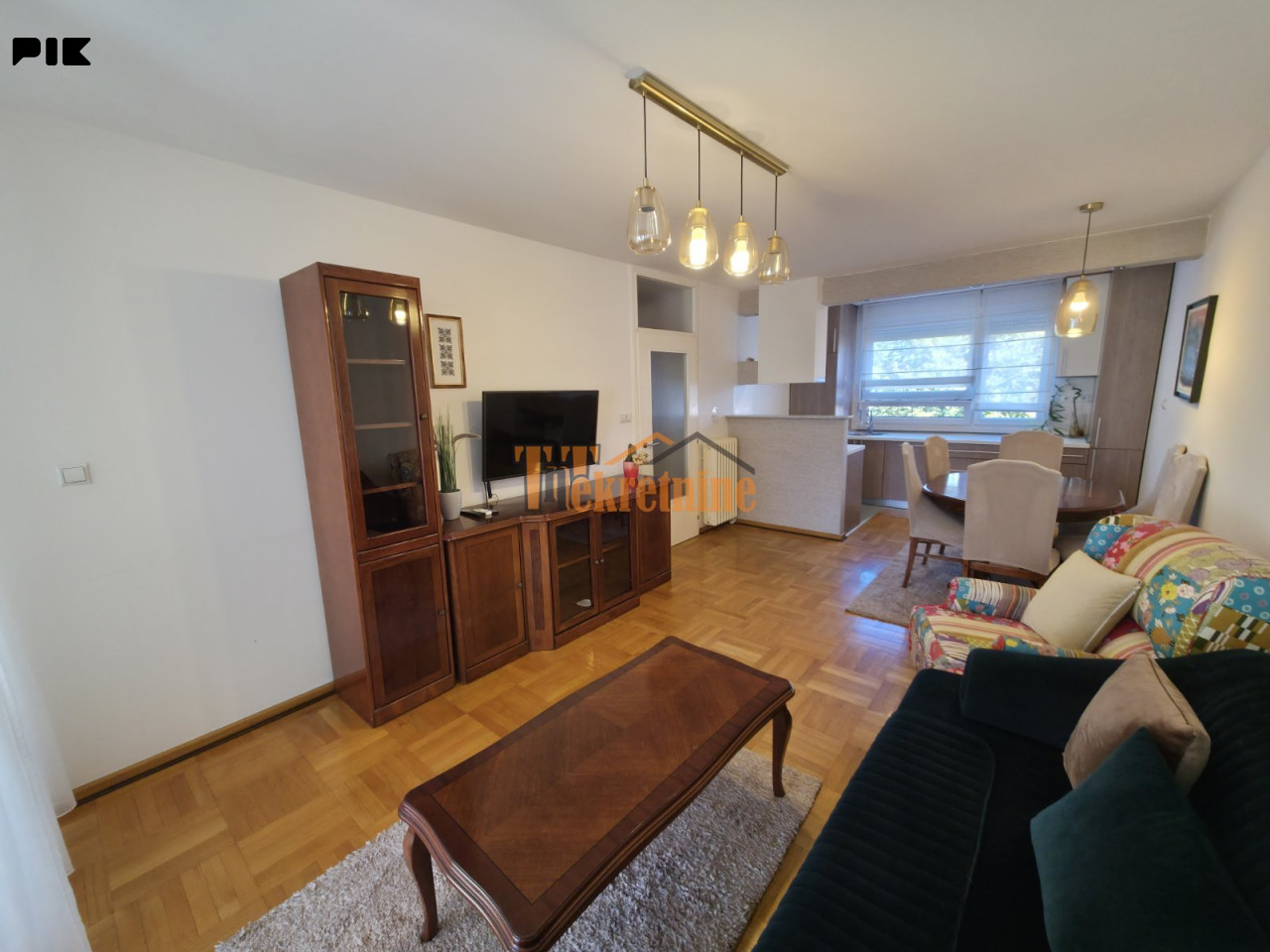 Četvorosoban stan 85 m2 - Centar