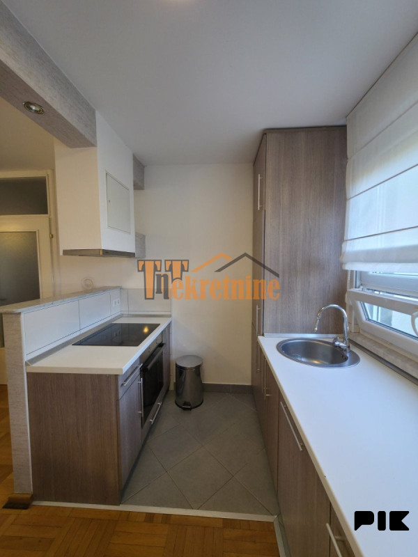 Četvorosoban stan 85 m2 - Centar 5