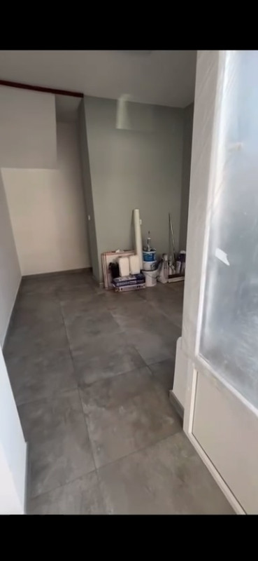 Poslovni prostor 25 m2 - 2 prostorije + WC +  inverter klima 6