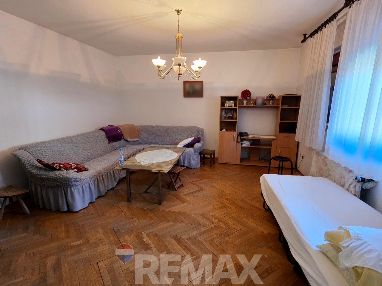 Porodična kuća 220m2 na Petrićevcu,pomoćni objekat,plac 283m2 15