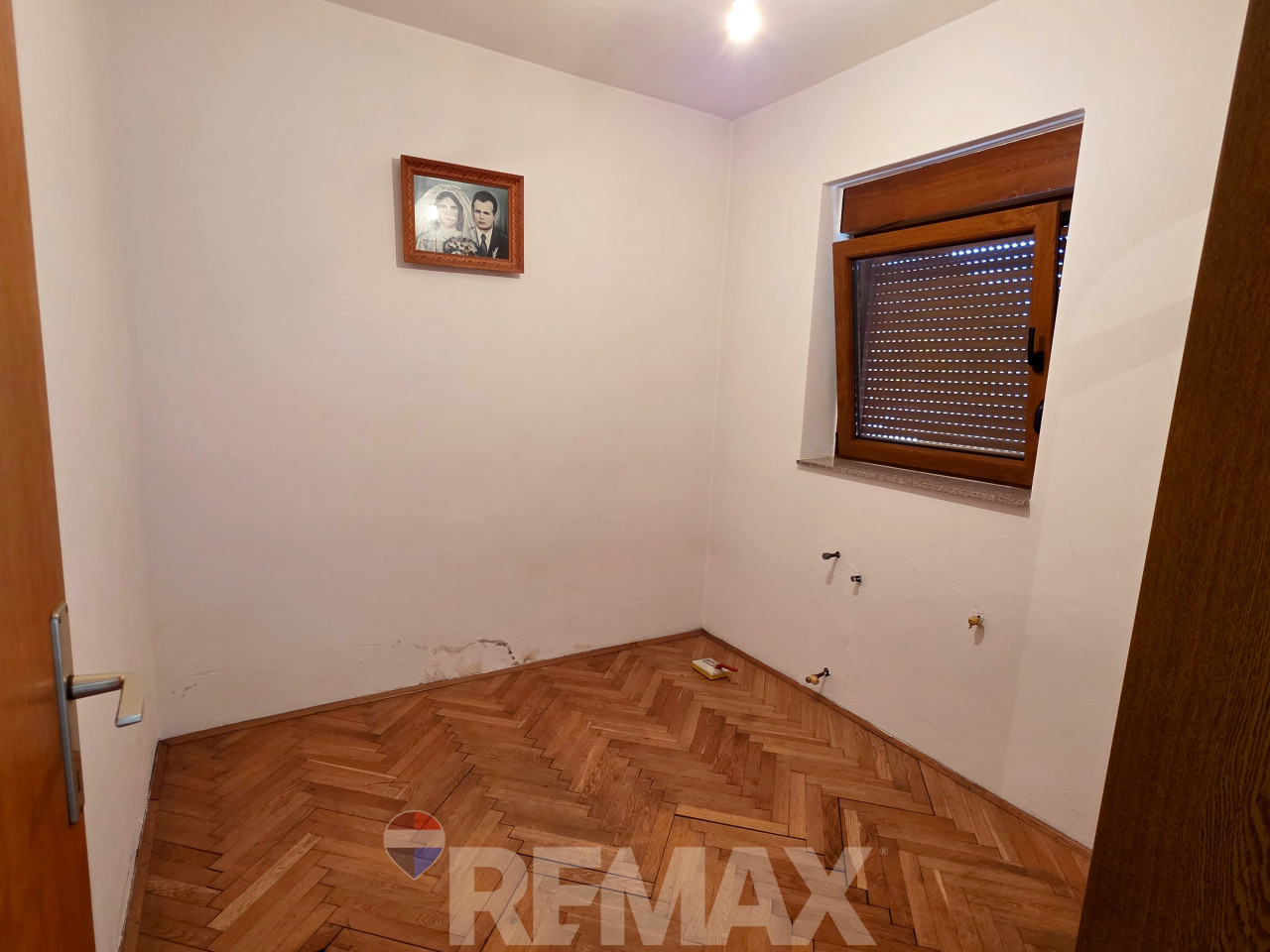 Porodična kuća 220m2 na Petrićevcu,pomoćni objekat,plac 283m2 17