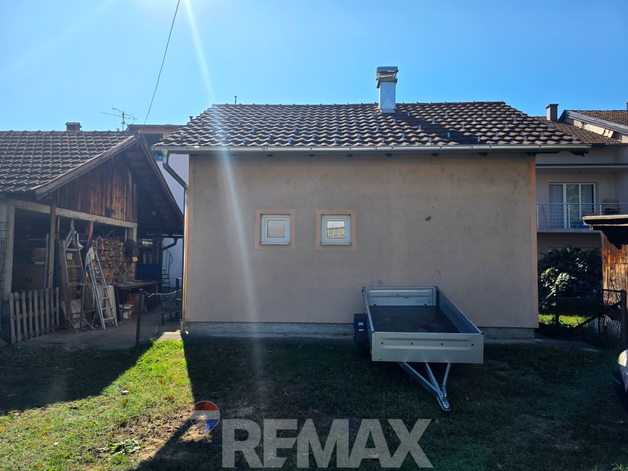 Porodična kuća 220m2 na Petrićevcu,pomoćni objekat,plac 283m2 25