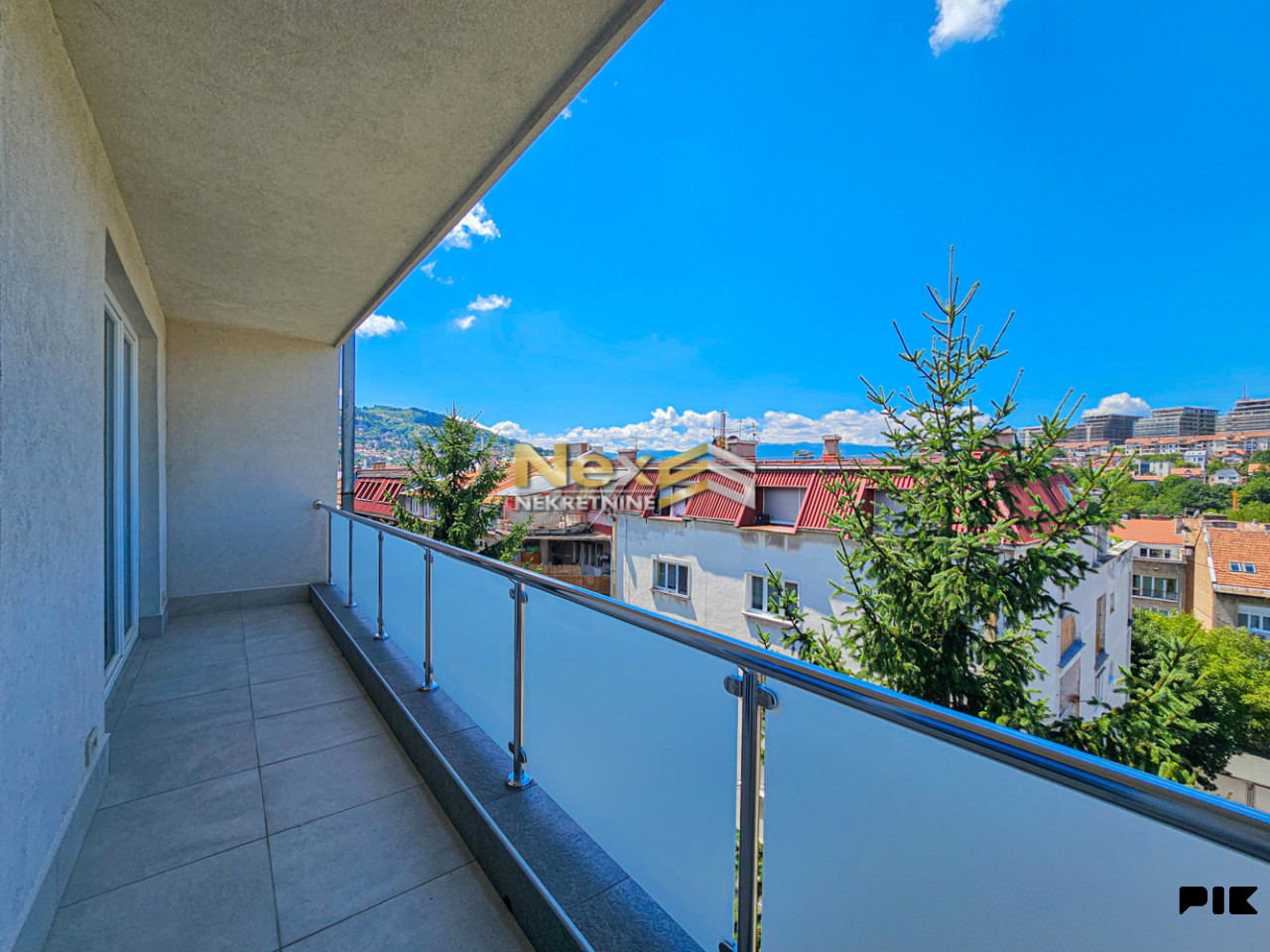 Moderno adaptiran dvoiposoban stan Josipa Vancaša/Centar 71 m2 7