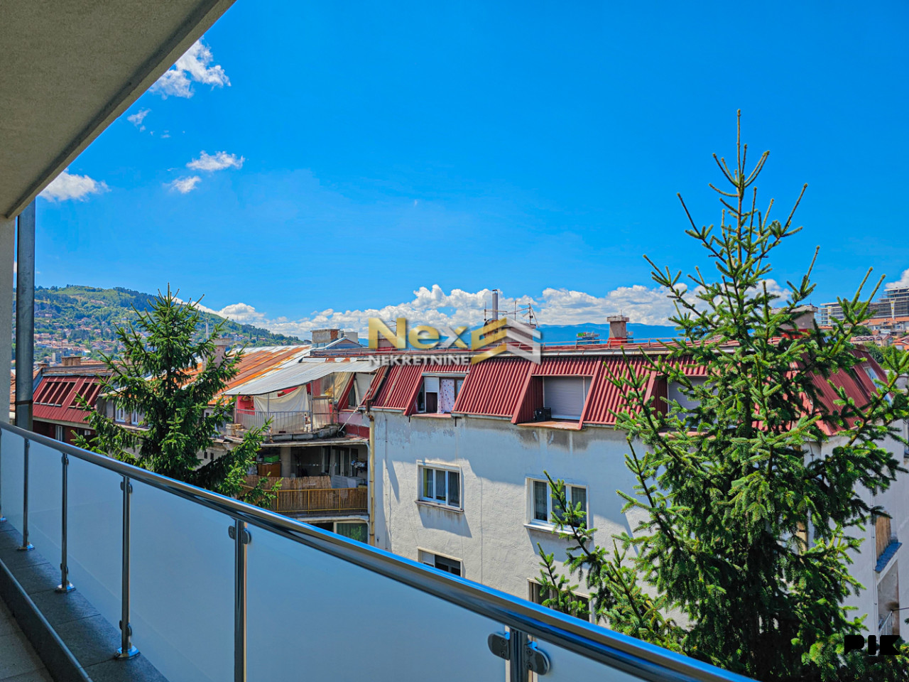 Moderno adaptiran dvoiposoban stan Josipa Vancaša/Centar 71 m2 9