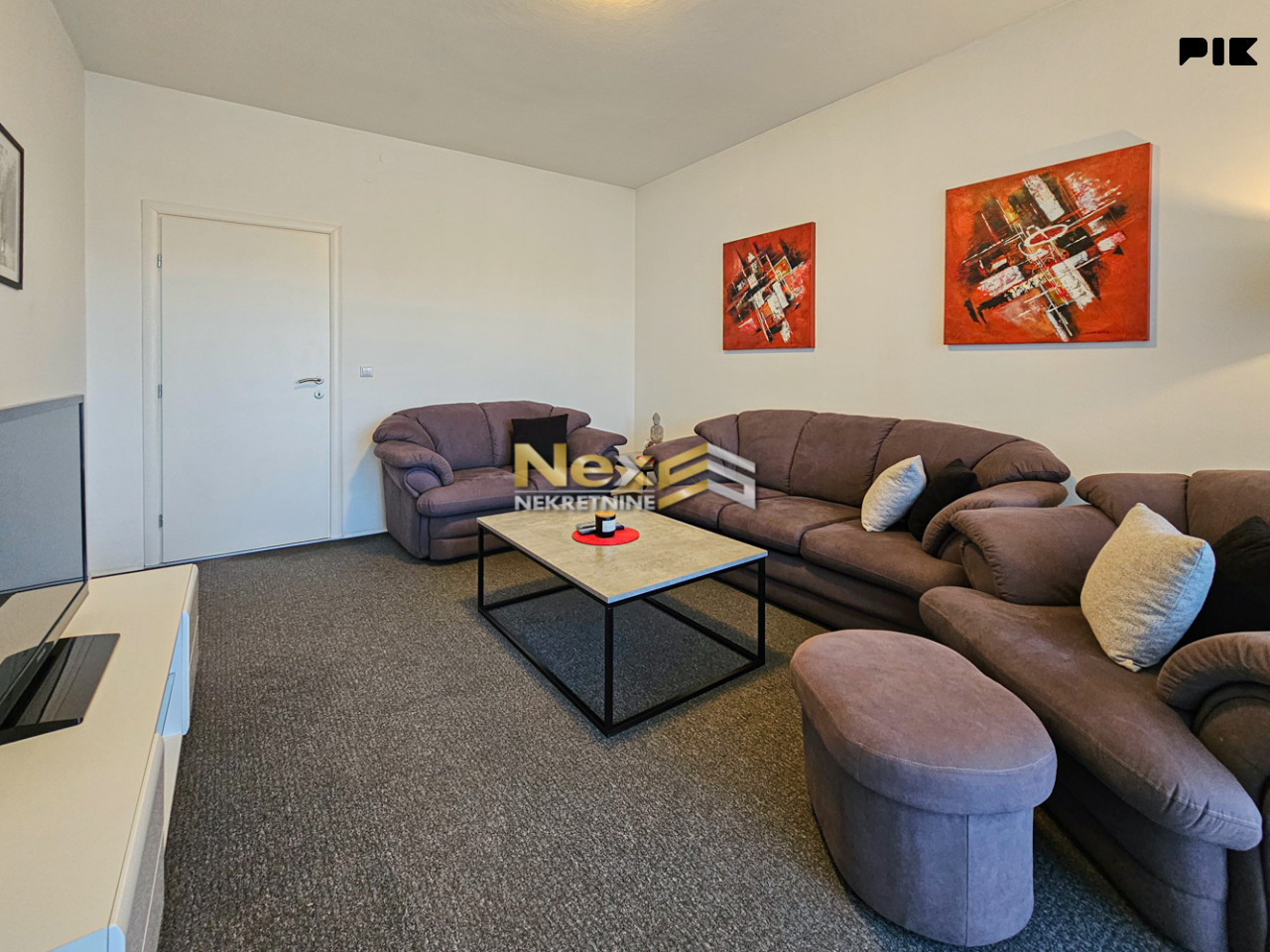 Moderno adaptiran dvoiposoban stan Josipa Vancaša/Centar 71 m2 6