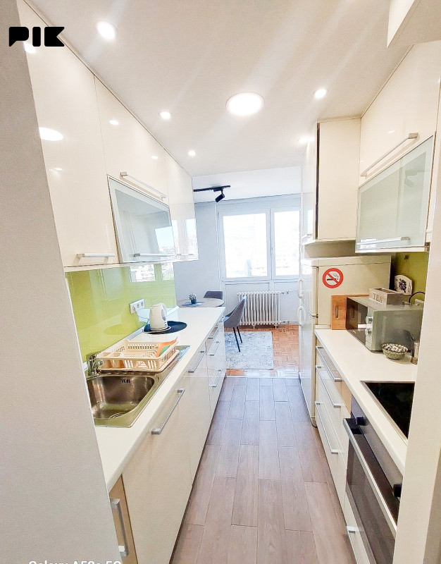Dvosoban Renoviran stan 58m2 Pofalići 8
