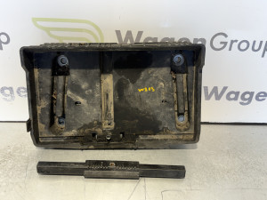 Nosac akumulatora Mercedes W213