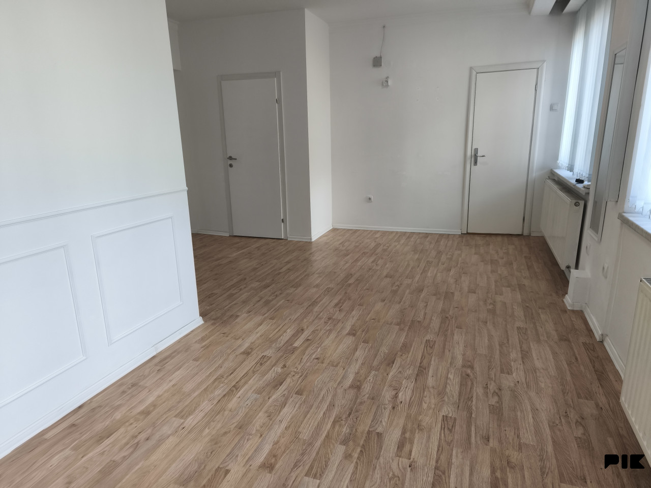 EXKLUZIVAN poslovni prostori  36m2 u strogom centru Banja Luke 10