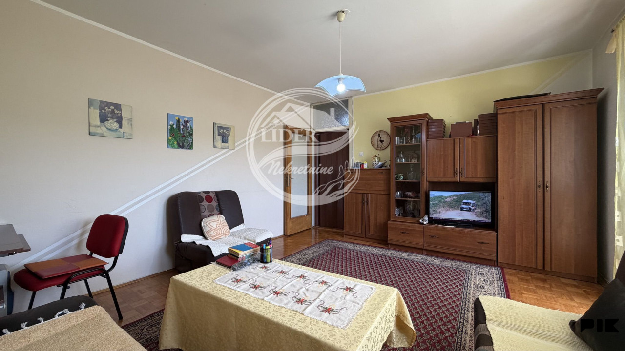 63m2 dobro organizovanog prostora na odličnoj lokaciji - Irac! 5