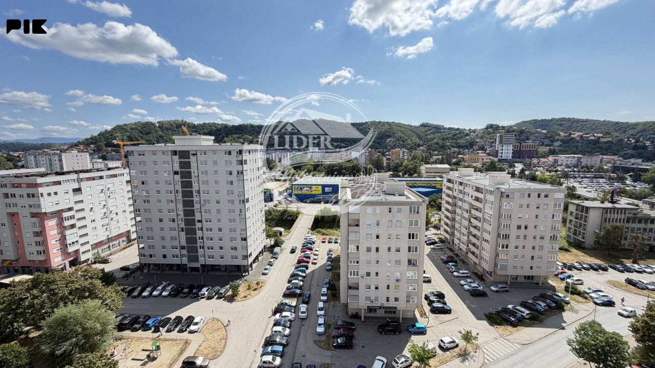 63m2 dobro organizovanog prostora na odličnoj lokaciji - Irac! 15