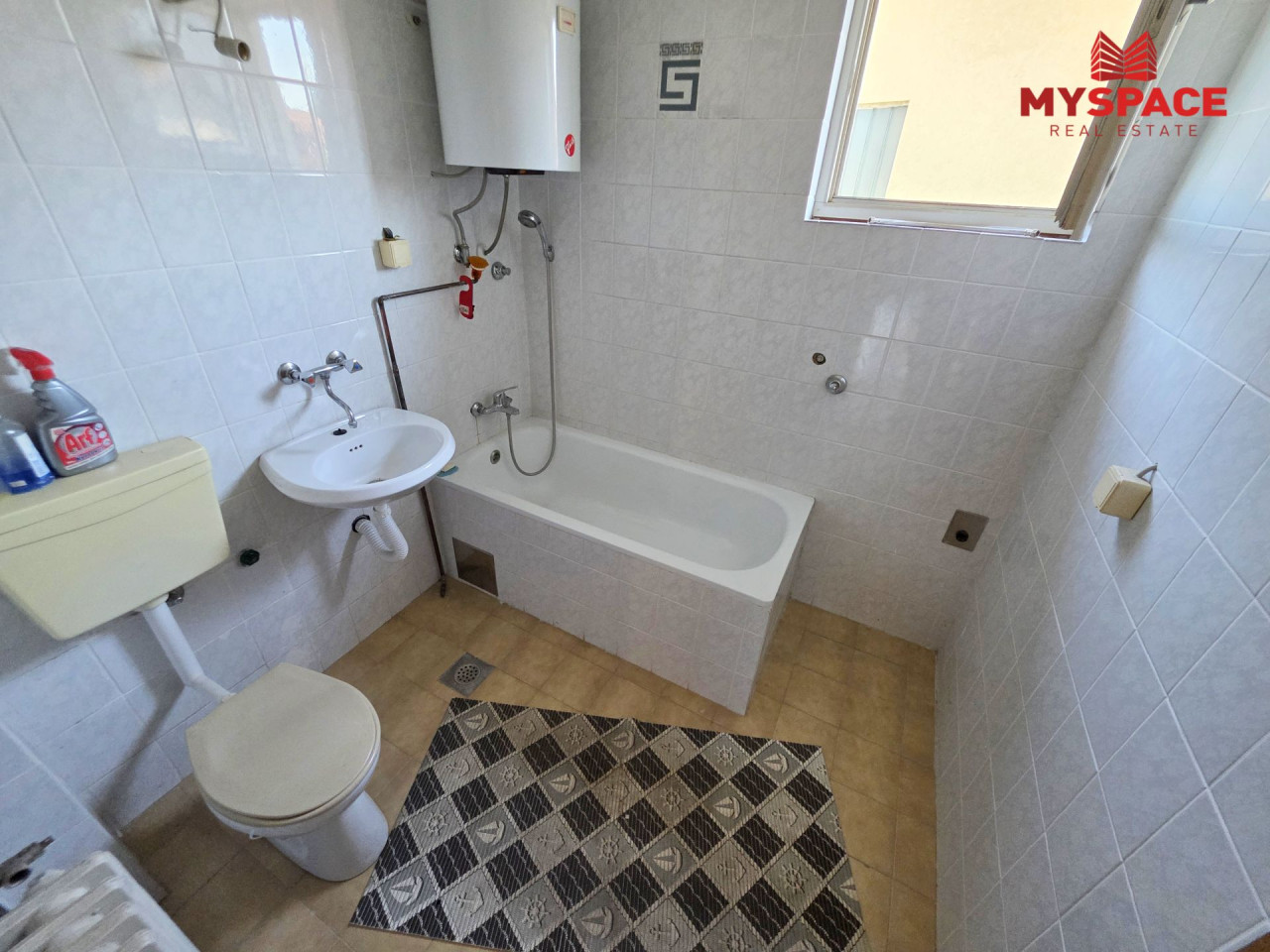 MY SPACE/ Kuca sa garazom/ Ilidza/ Pejton/ 342(442) m2 9
