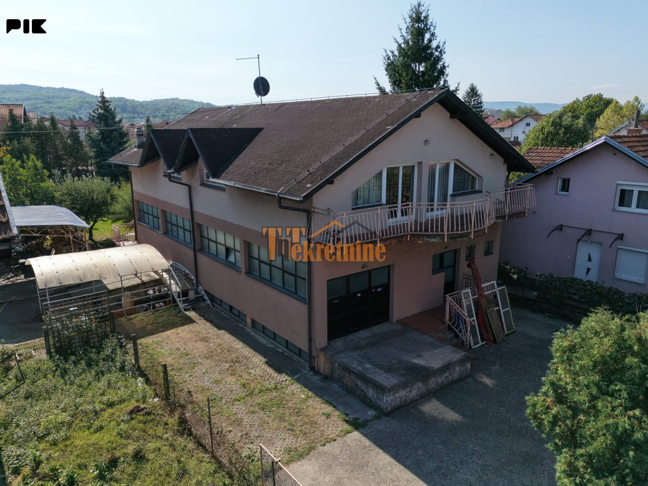 Poslovni objekat (hala) 165 m2 - Trn