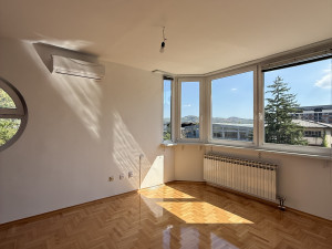 Stan sa ogromnim potencijalom 50 m2 kod Parka M.STOJANOVIĆ photo 3