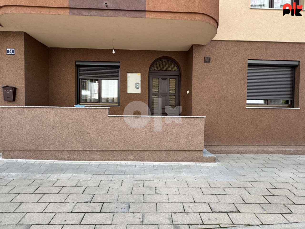 Iznajmljujem stan 40 m2, Režije uračunate 11