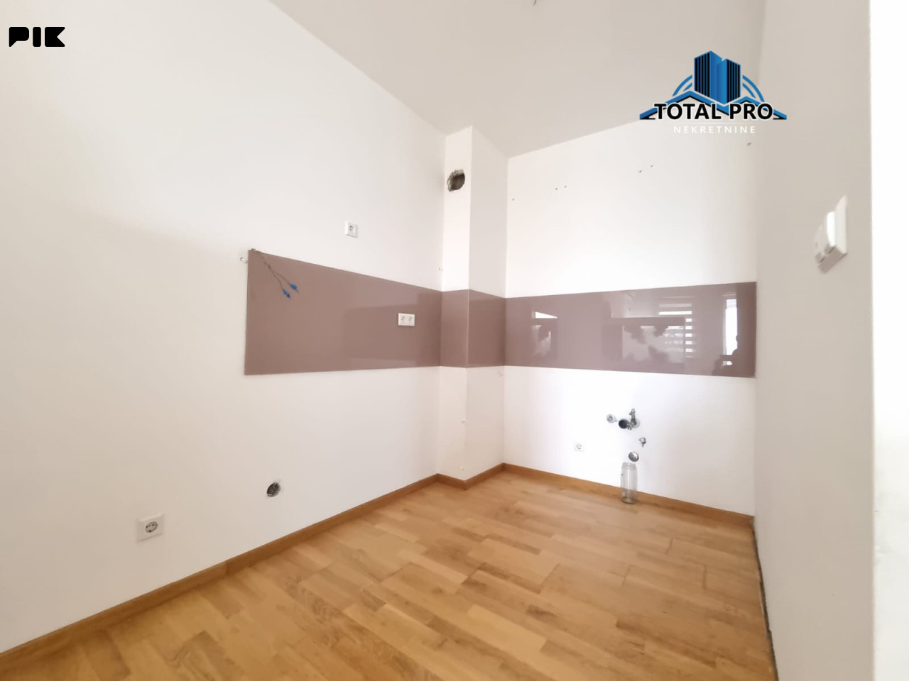 TOTAL PRO/ Trosoban stan 75,90 m2 / IZVOR / Ilidža 6