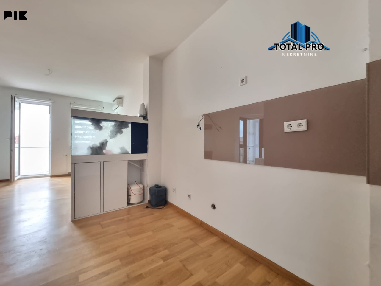 TOTAL PRO/ Trosoban stan 75,90 m2 / IZVOR / Ilidža 7