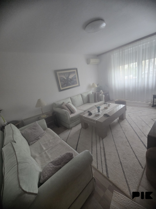 Prodaja Namjesten dvosoban stan 56 m2 Novo Sarajevo 5