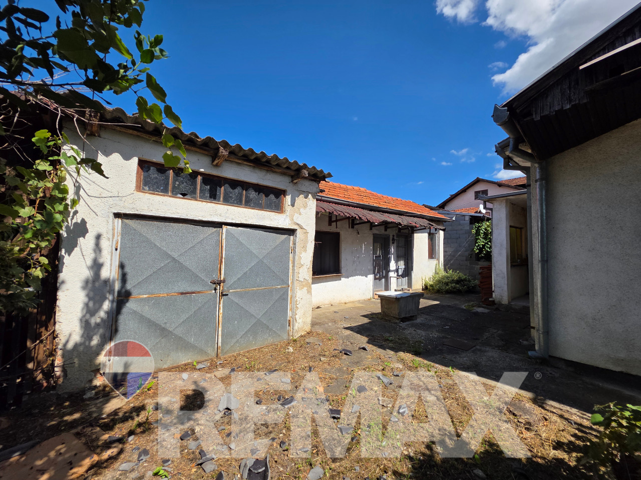 Kuća Prijedor Urije, plac 651m2, dovoljena gradnja još 1 kuće P+1 6
