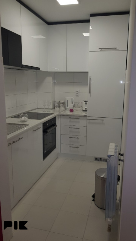 Prodaja - namješten trosoban stan 61m2 - ul. Sime M. Sarajlije 4