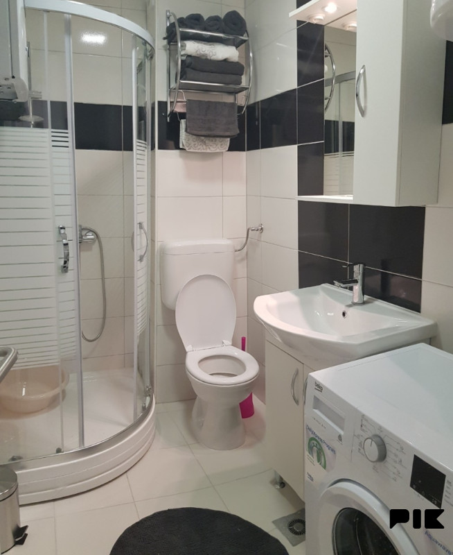 Prodaja - namješten trosoban stan 61m2 - ul. Sime M. Sarajlije 5