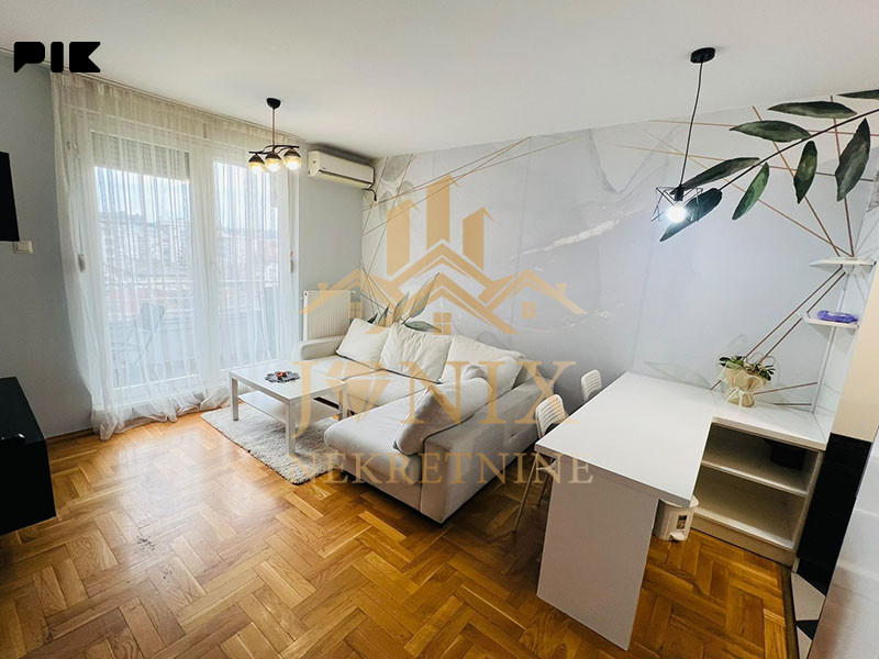 NAJAM trosoban stan i garažno mjesto Banja Luka 55 m2 14