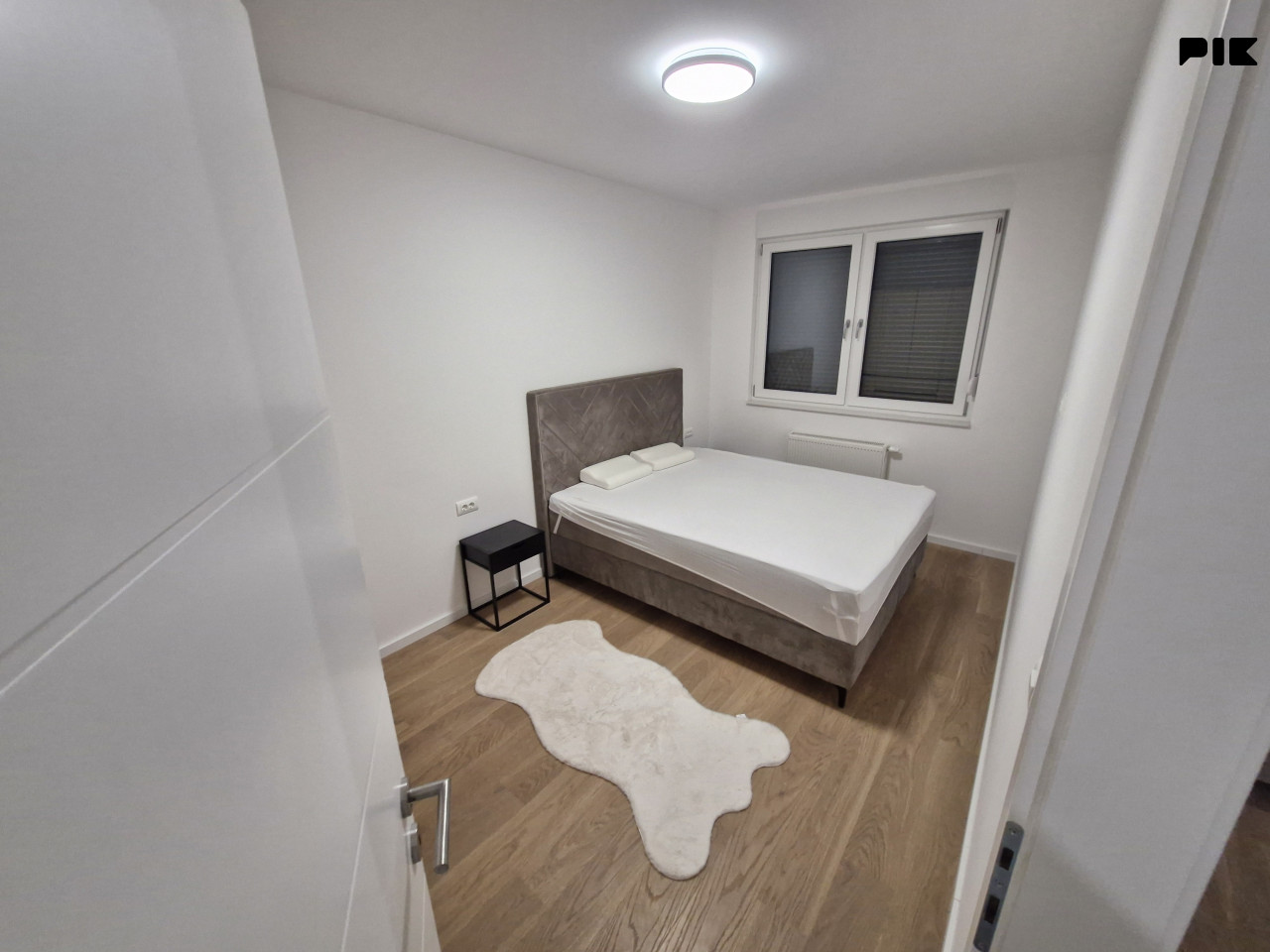 Trosoban stan Banja Luka 62m2 sa 2 parking mjesta 9