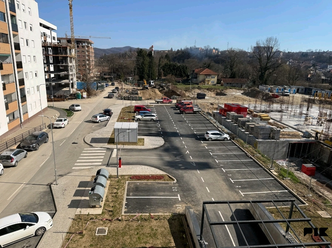 Trosoban stan Banja Luka 62m2 sa 2 parking mjesta 12