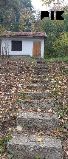 Zemljišta Tuzla 890m2