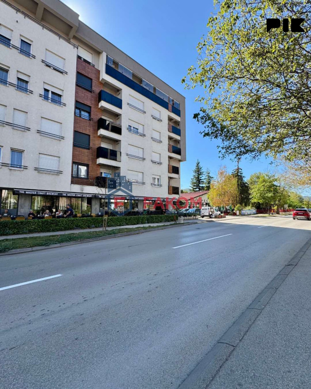 Iznajmljuje se dvosoban moderan stan, podnožje Starčevice 17