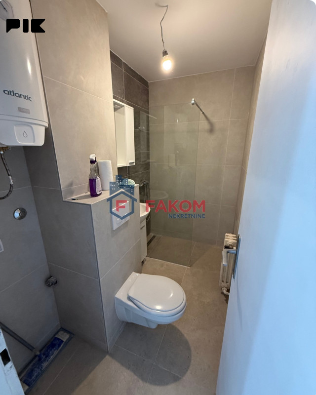 Na prodaju dvosoban stan 43m2, odlična investicija 9