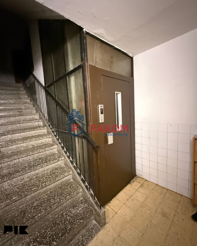 Na prodaju dvosoban stan 43m2, odlična investicija 10