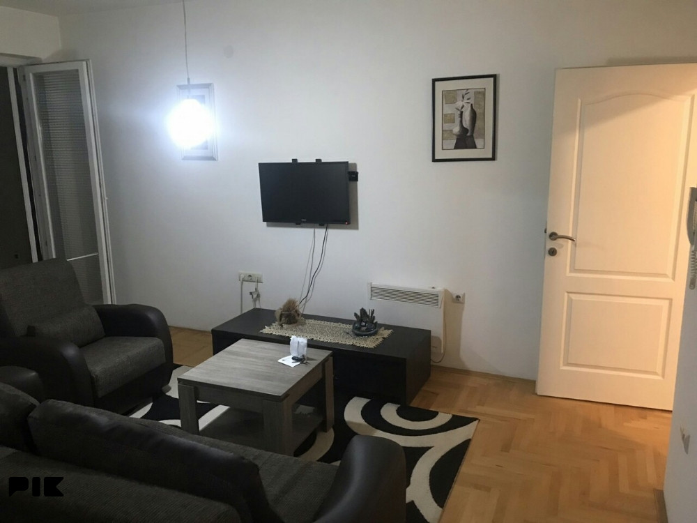 Izdavanje Stan Bijeljina Namješten (ODMA USELJIV) 3