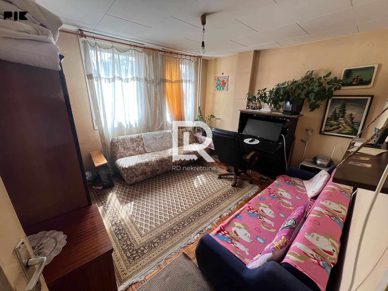 Na prodaju dvosoban stan u strogom centru 58 m2 12