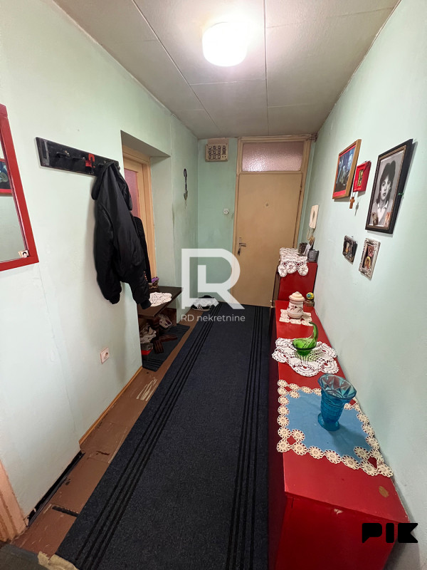 Na prodaju dvosoban stan u strogom centru 58 m2 13