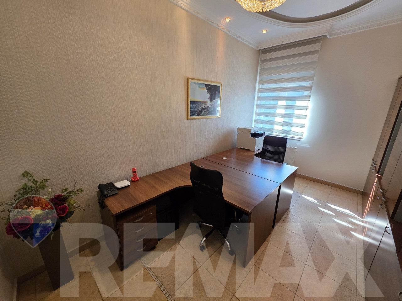 Odličan kancelarijski prostor 79m2 u Centru 3