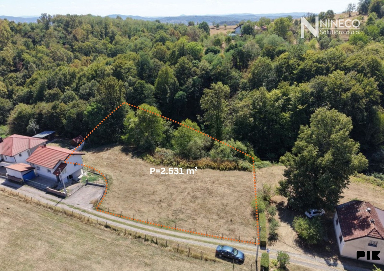 PLAC - LAKTAŠI - 2.531 m2 2