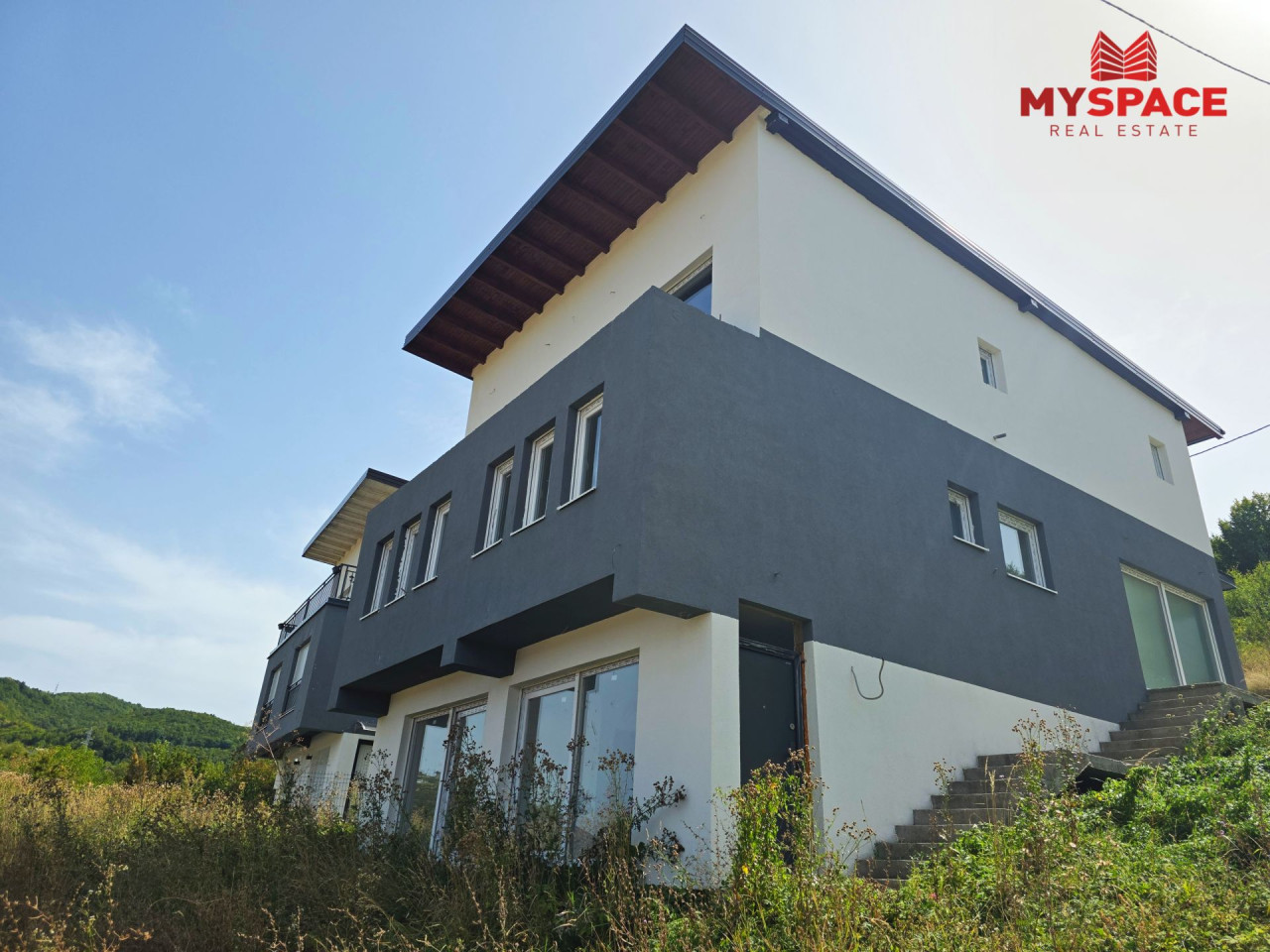 MY SPACE/ Zemljiste sa kucom/ Vogosca/ 586 m2 2