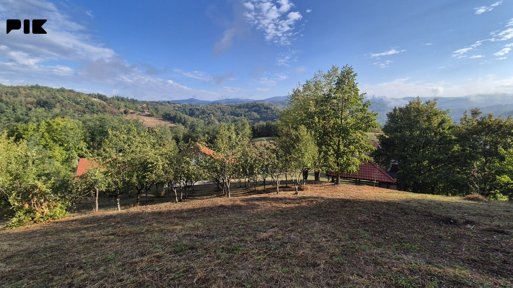 Imanje 31 dulum, Požarnica, Tuzla 18