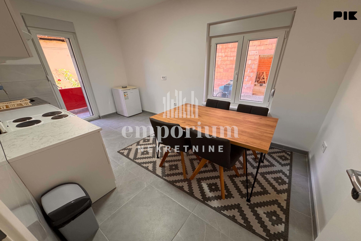 Kompletno renoviran i namješten dvosoban stan u centru ID:432/ENI 2