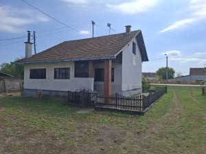 Kuće Gradiška 177m2 sa 7046m2 photo 2