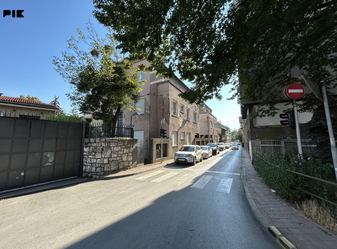 GRUNT - Tina Ujevića - Centar 245 m2 sa garažom
