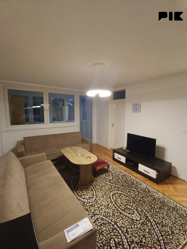Izdajem renoviran i opremljen stan 40m2, Kosevsko Brdo