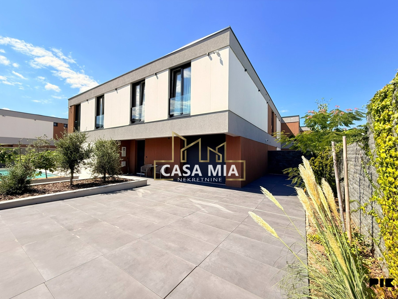 CASA MIA / Luksuzna kuća sa bazenom / 234m2 / Ilidža 5