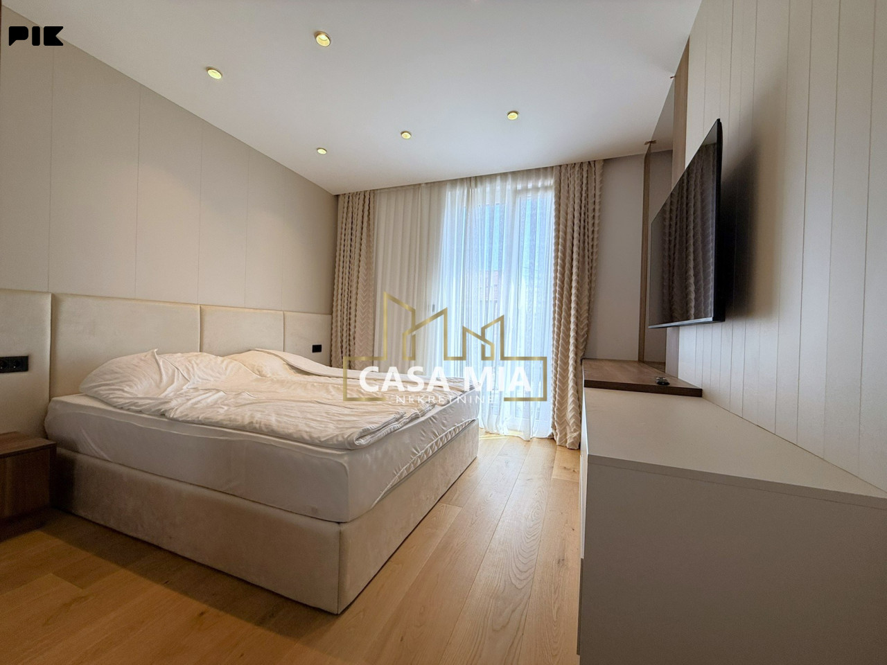 CASA MIA / Luksuzna kuća sa bazenom / 234m2 / Ilidža 23